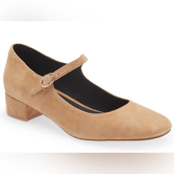 Jeffrey Campbell Shoes - NWT Jeffrey Campbell Top Tier Pump